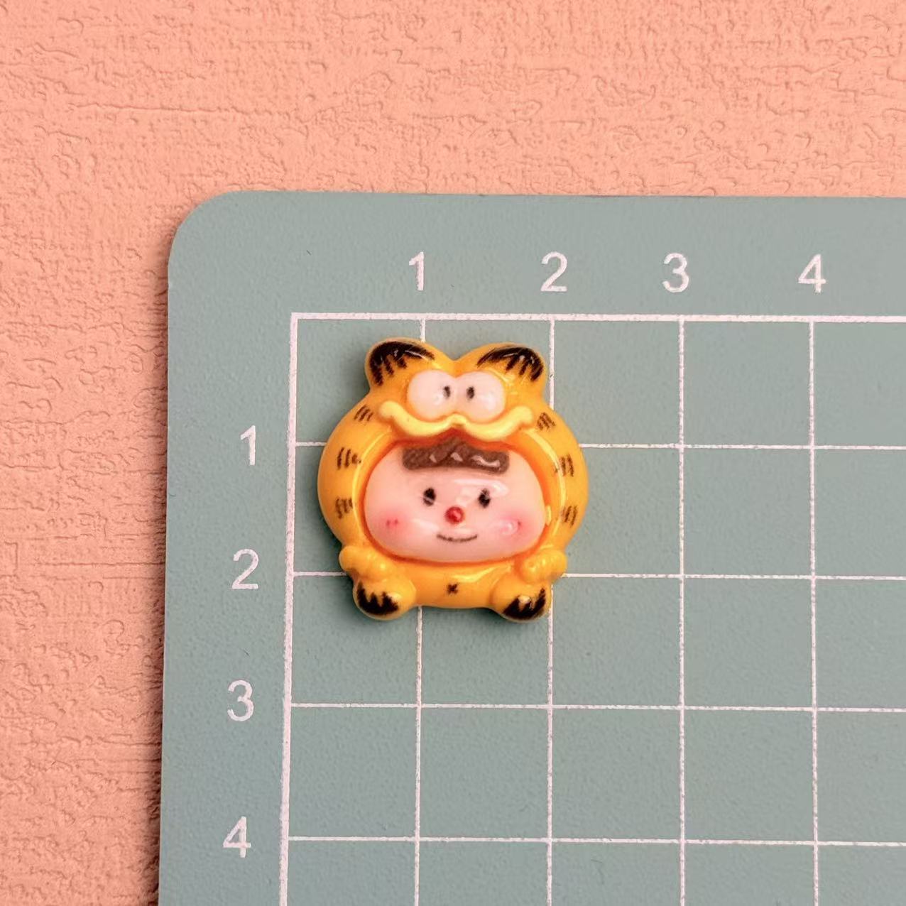 50 piezas de figuras de resina - Crafting Resin reseña y precio